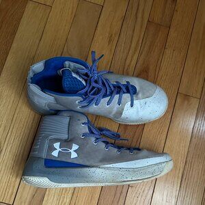 Under Armour Sneakers